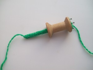 Вязание шнурков